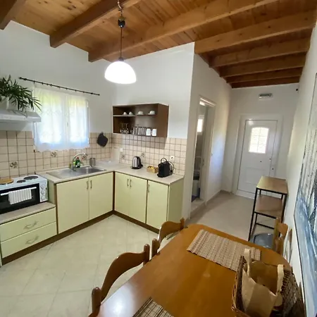 Panorama Apartment Astrakeri